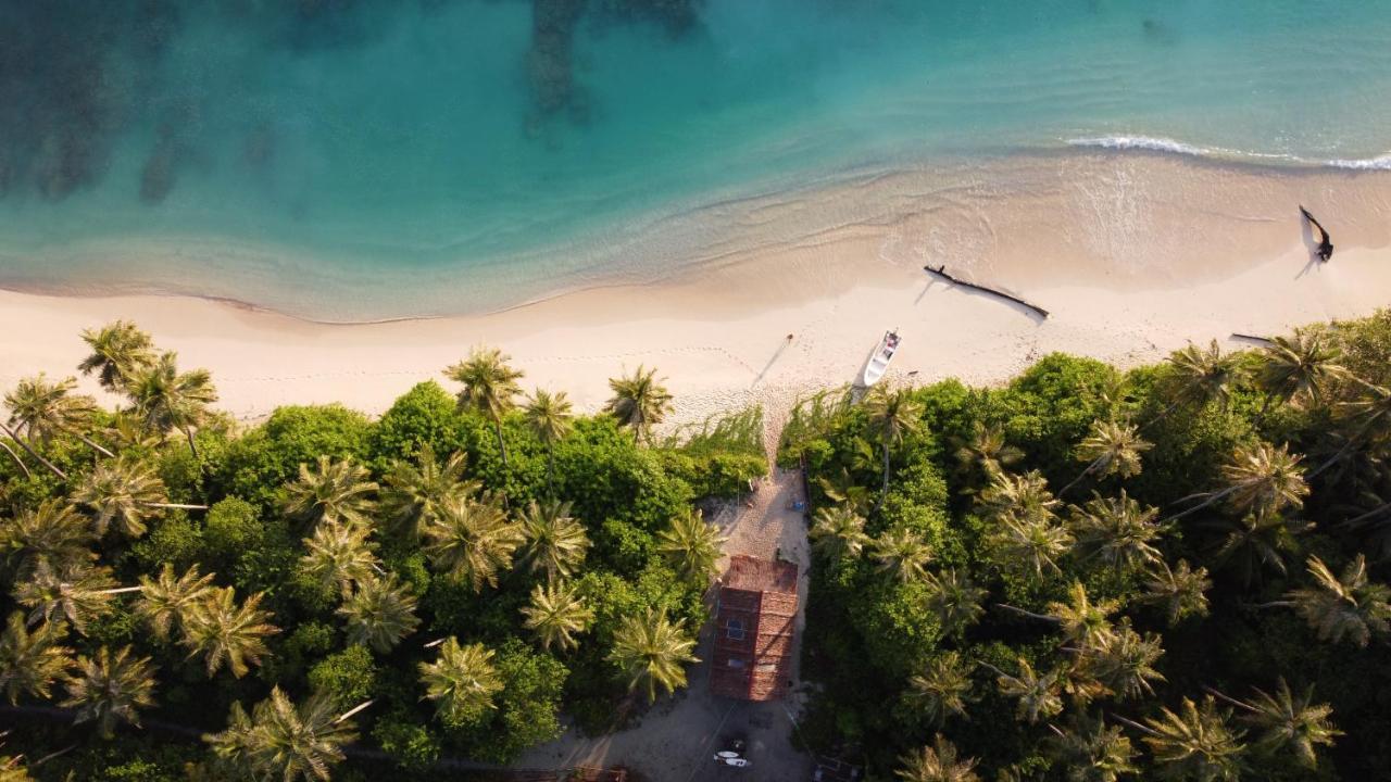 Singkil  Pinang Island - Private Island Sea View Bungalows מראה חיצוני תמונה