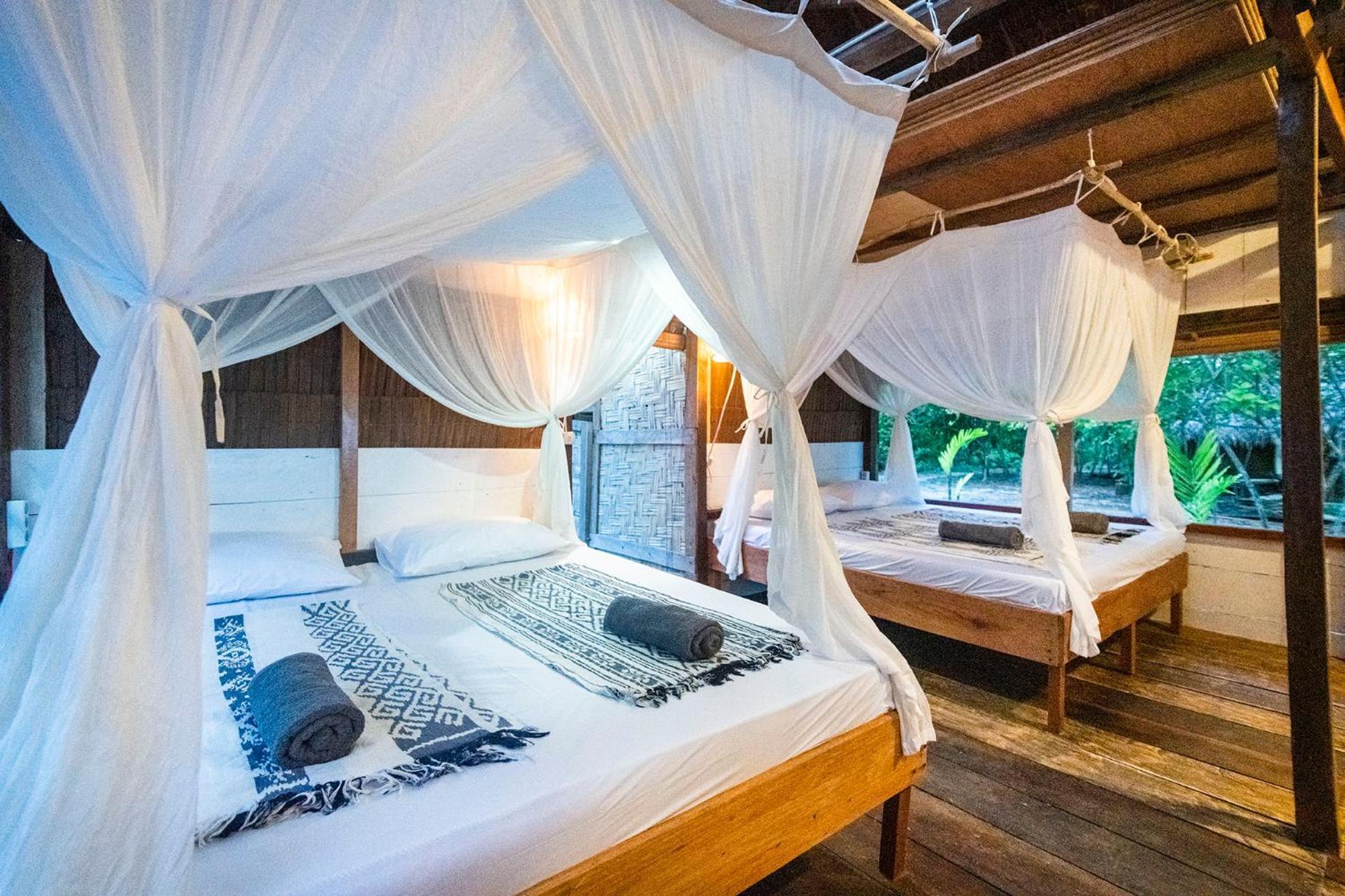 Singkil  Pinang Island - Private Island Sea View Bungalows מראה חיצוני תמונה